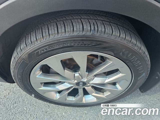 Kia Sorento 2021 — фото 19 из 20