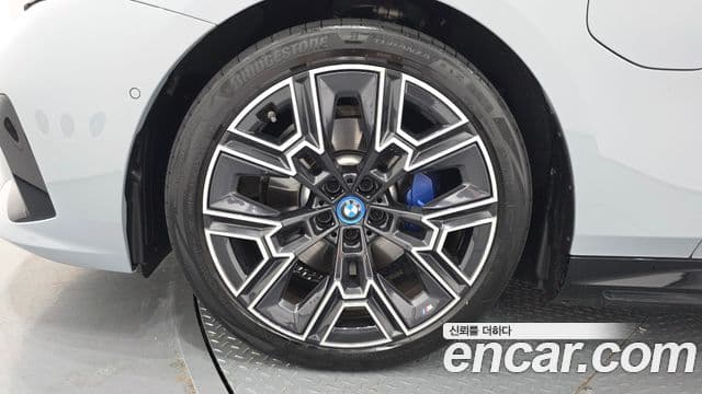 BMW 5 Series 2025 — Photo 20/20