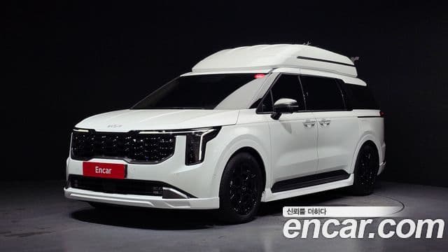 Kia Carnival 2025 — Фото 1/20