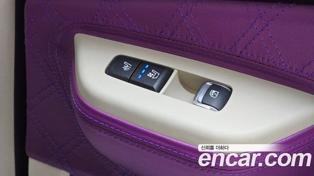 Kia Carnival 2025 — Photo 14/48