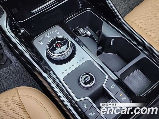 Kia Sorento 2022 — Фото 9/19