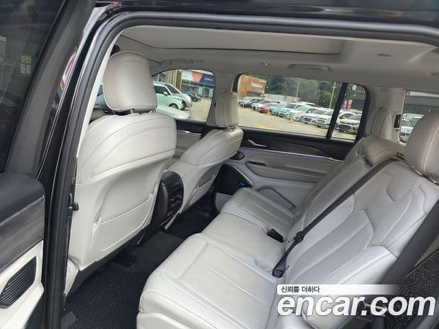 Jeep Grand Cherokee 2021 — фото 11 из 20