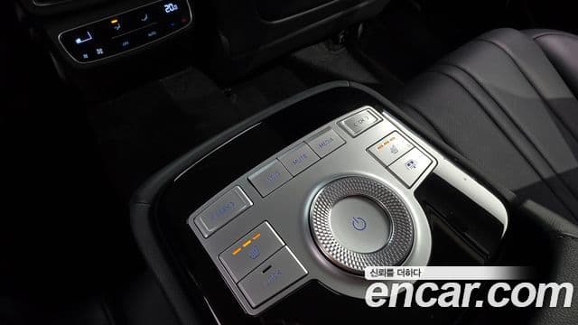 Genesis Electrified G80 2021 — фото 20 из 20