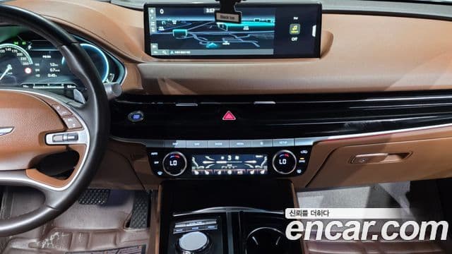 Genesis Electrified G80 2023 — Şəkil 13/20