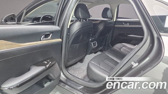 Kia K5 2021 — Şəkil 12/20
