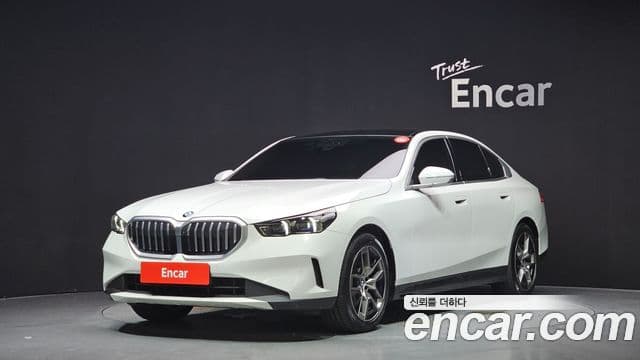 BMW 5 Series 2024 — ფოტო 1/20