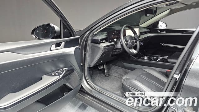 Kia K5 2024 — фото 10 из 20