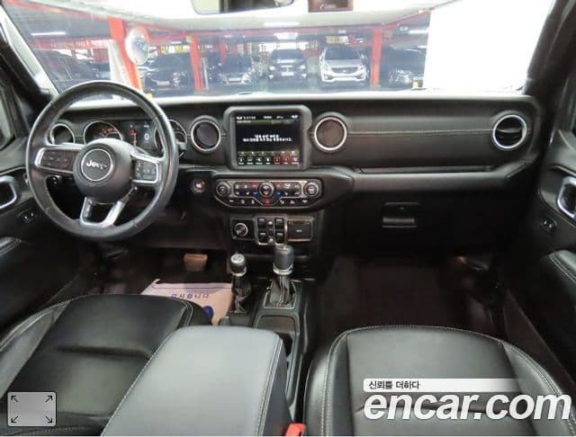 Jeep Wrangler 2022 — фото 6 из 20