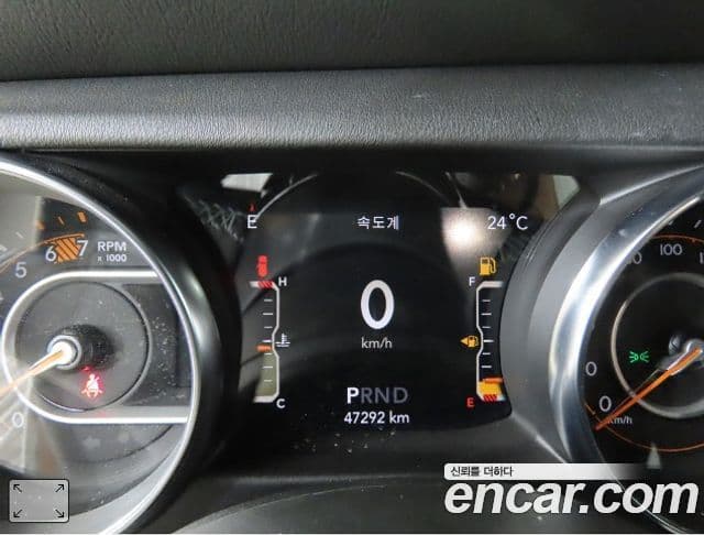 Jeep Wrangler 2022 — фото 7 из 20