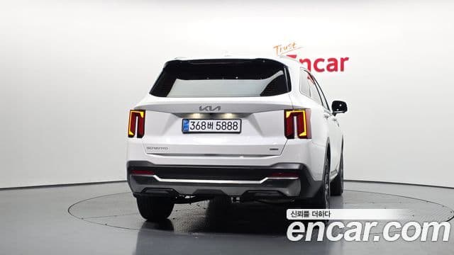 Kia Sorento 2024 — Фото 4/20