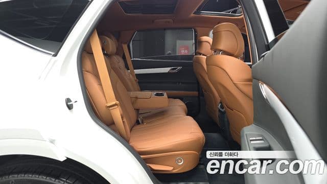 Genesis GV80 2025 — фото 12 из 20
