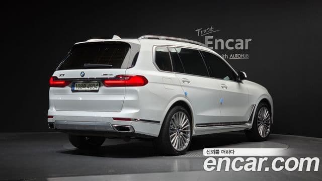 BMW X7 2021 — фото 2 из 20