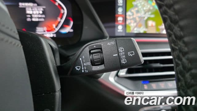 BMW X7 2021 — ფოტო 19/20
