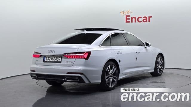 Audi A6 2022 — фото 2 из 20