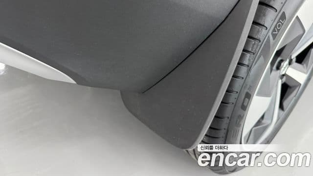 Volvo XC40 2026 — ფოტო 20/20