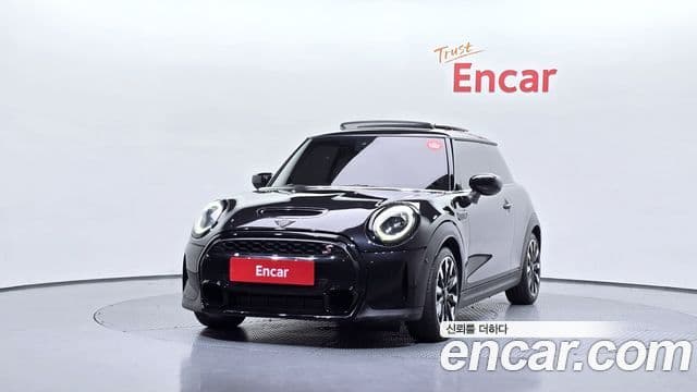 Mini Cooper S 2022 — ფოტო 2/20