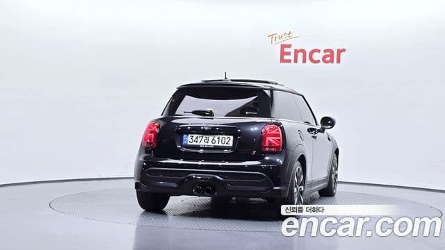 Mini Cooper S 2022 — ფოტო 3/20