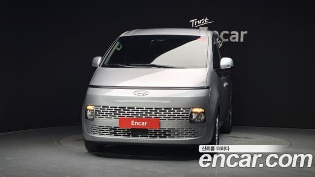 Hyundai Staria 2023 — фото 3 из 20