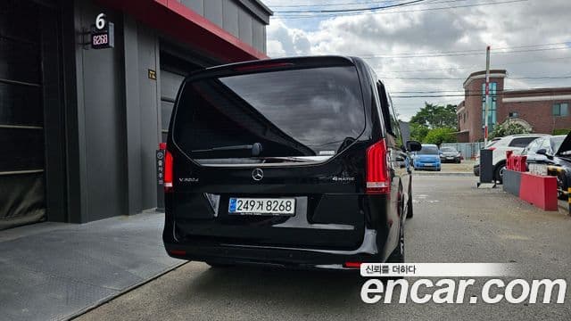 Mercedes-Benz V-Class 2023 — Şəkil 4/20