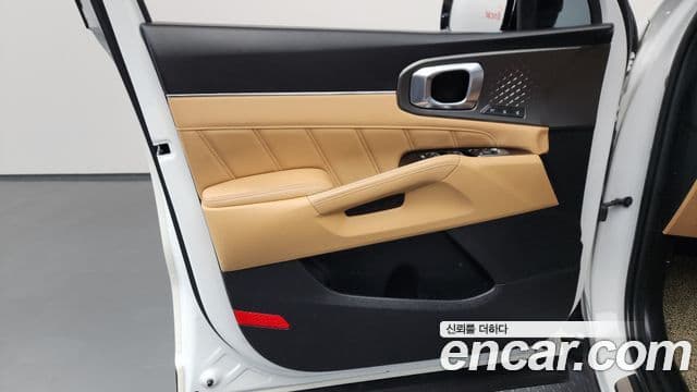 Kia Sorento 2022 — Photo 22/38