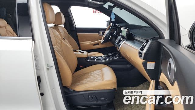 Kia Sorento 2022 — Photo 33/38