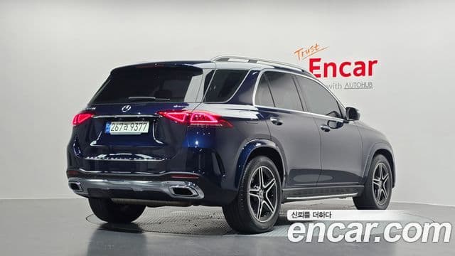 Mercedes-Benz GLE-Class 2021 — ფოტო 2/20