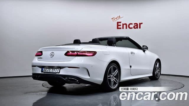 Mercedes-Benz E-Class 2020 — фото 2 из 20