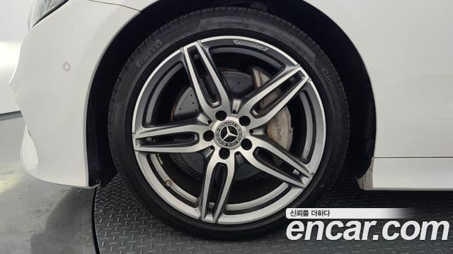 Mercedes-Benz E-Class 2020 — фото 5 из 20