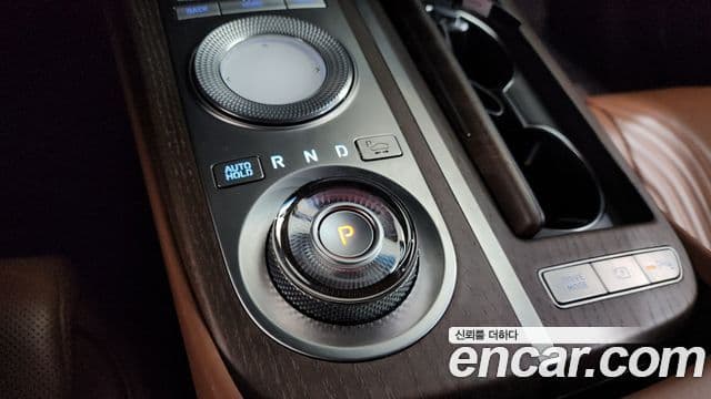 Genesis Electrified G80 2021 — фото 9 из 20