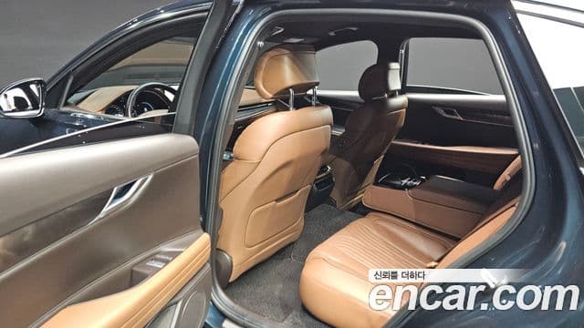 Genesis Electrified G80 2021 — Şəkil 12/20