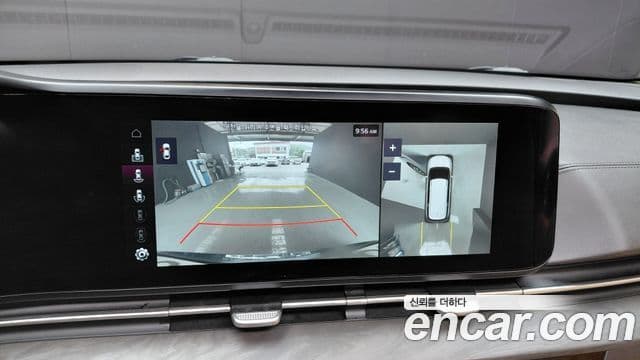Kia Carnival 2022 — фото 15 из 20
