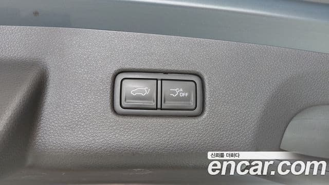 Kia Carnival 2022 — фото 17 из 20
