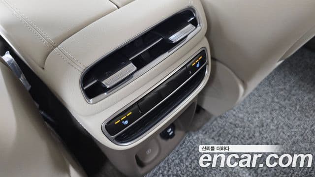 Genesis GV80 2021 — фото 18 из 20