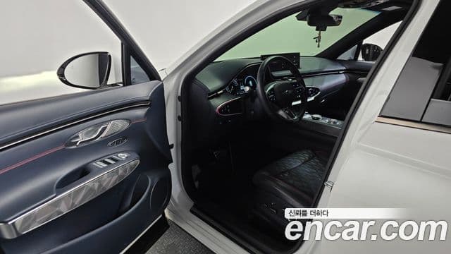 Genesis GV70 2021 — фото 10 из 20