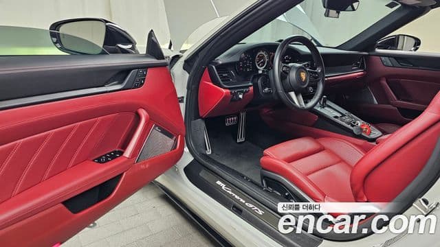 Porsche 911 2022 — Şəkil 10/20