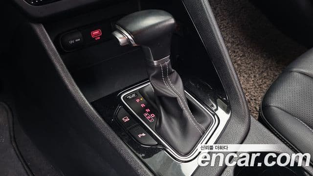 Kia Niro 2021 — фото 9 из 20