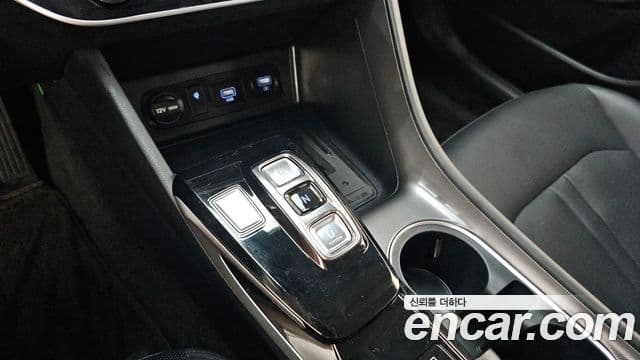 Hyundai Sonata 2023 — фото 9 из 20