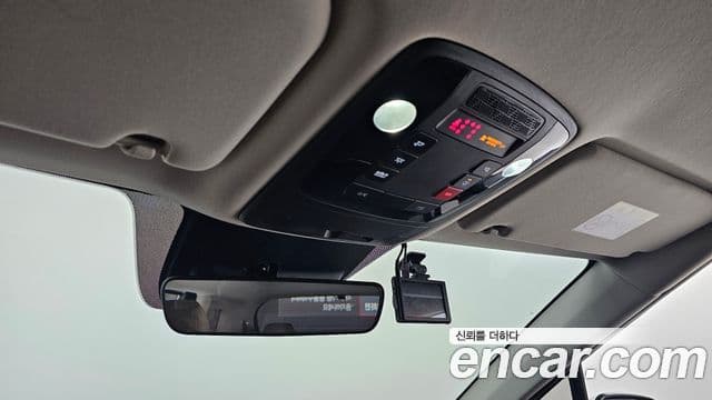 Kia Carnival 2024 — фото 15 из 20