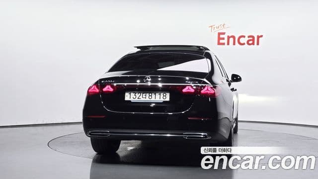 Mercedes-Benz E-Class 2024 — Şəkil 4/20