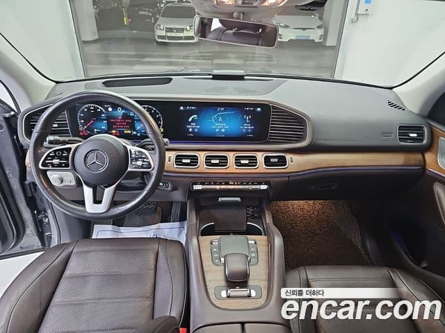 Mercedes-Benz GLE-Class 2020 — фото 10 из 20