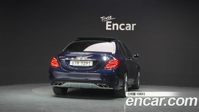 Mercedes-Benz C-Class 2018 — ფოტო 4/20