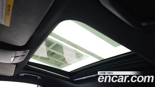 Mercedes-Benz GLC-Class 2019 — Şəkil 18/20