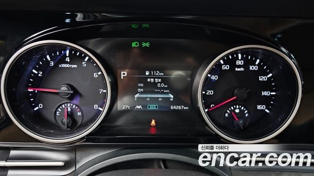 Kia Carnival 2022 — фото 8 из 20