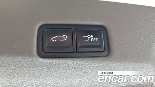 Kia Carnival 2021 — фото 18 из 20