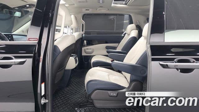 Kia Carnival 2024 — Şəkil 11/20