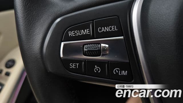 BMW 3 Series 2019 — Şəkil 18/20