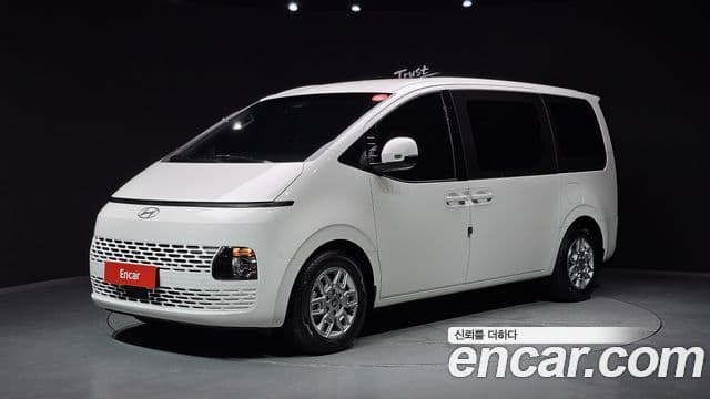 Hyundai Staria 2025 — Şəkil 1/20