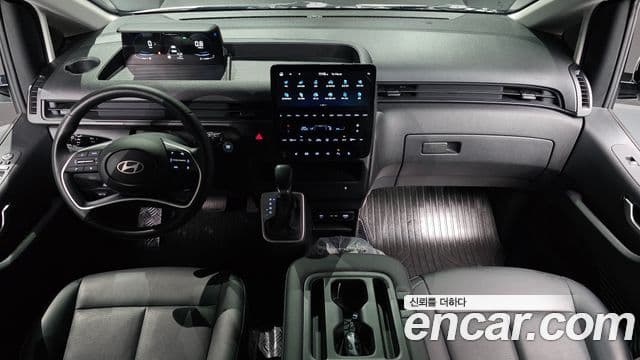 Hyundai Staria 2025 — Şəkil 7/20