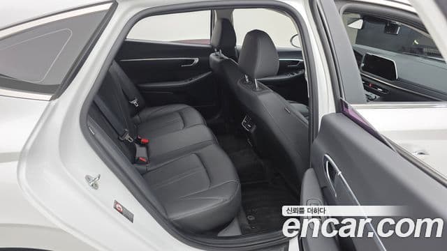 Hyundai Sonata 2020 — Фото 12/20