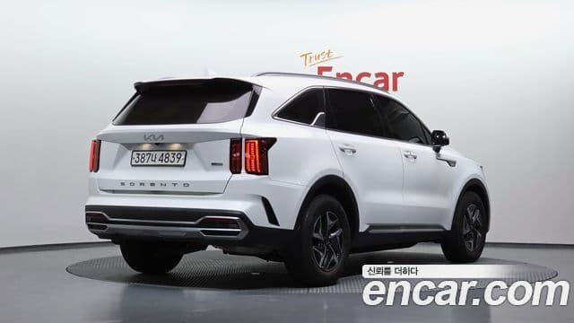 Kia Sorento 2022 — фото 2 из 20